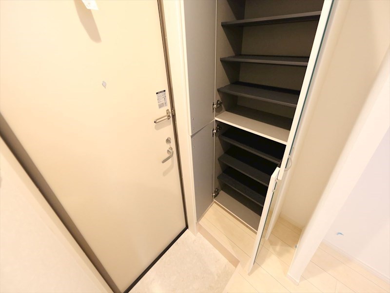 ＬａＳｐｅｒａｎｚａ神宮西（ラスペランザ神宮西） 玄関