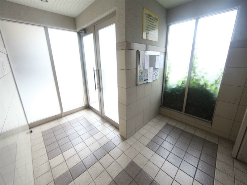ロアール泉 エントランス