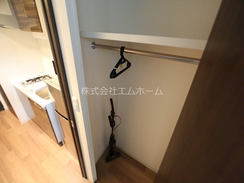 プレサンス金山デュアル 収納