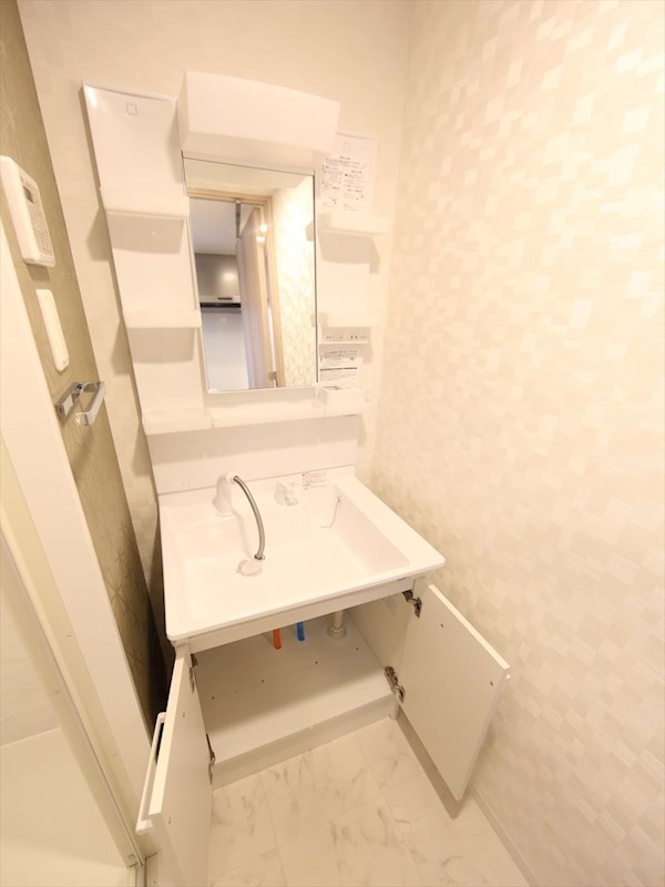 Ｓ－ＲＥＳＩＤＥＮＣＥ六番町 洗面所