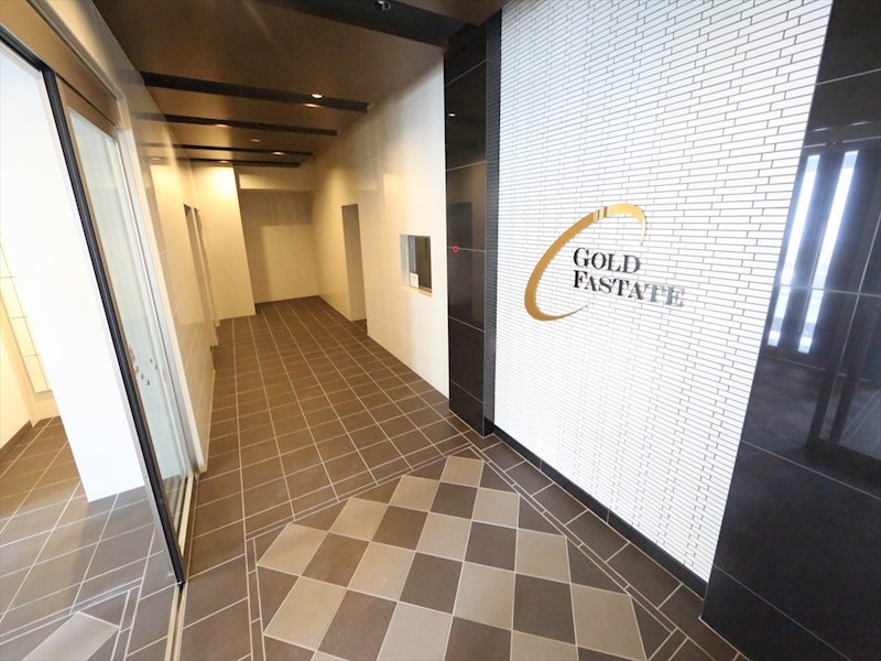 ファステート名古屋ラプソティ エントランス