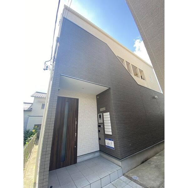 ジュネス西新 外観