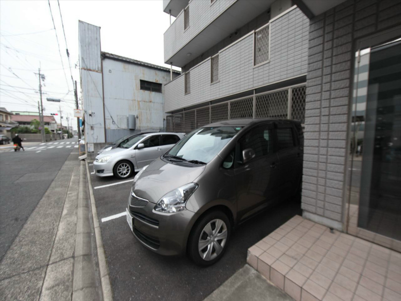クレア桜山 駐車場
