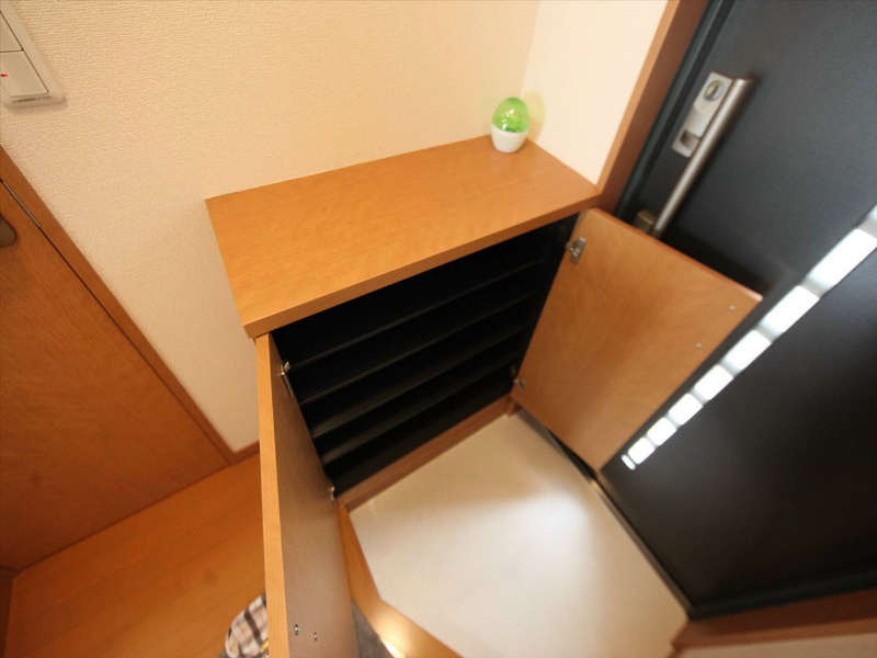 クレア桜山 玄関