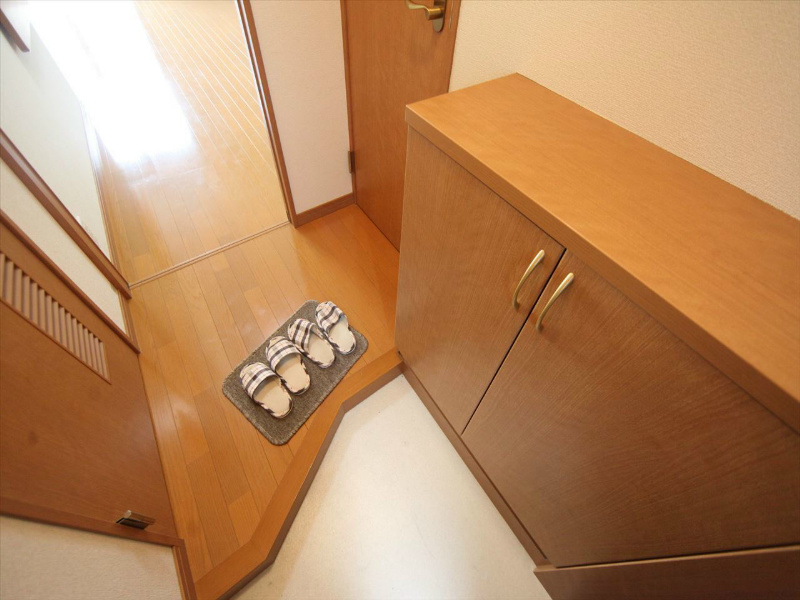 クレア桜山 玄関