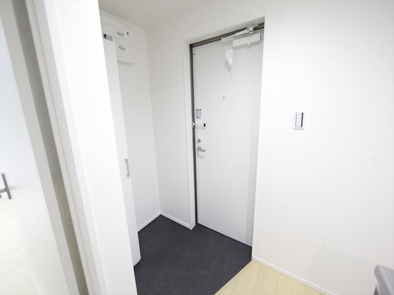 ヒラソル守山 玄関