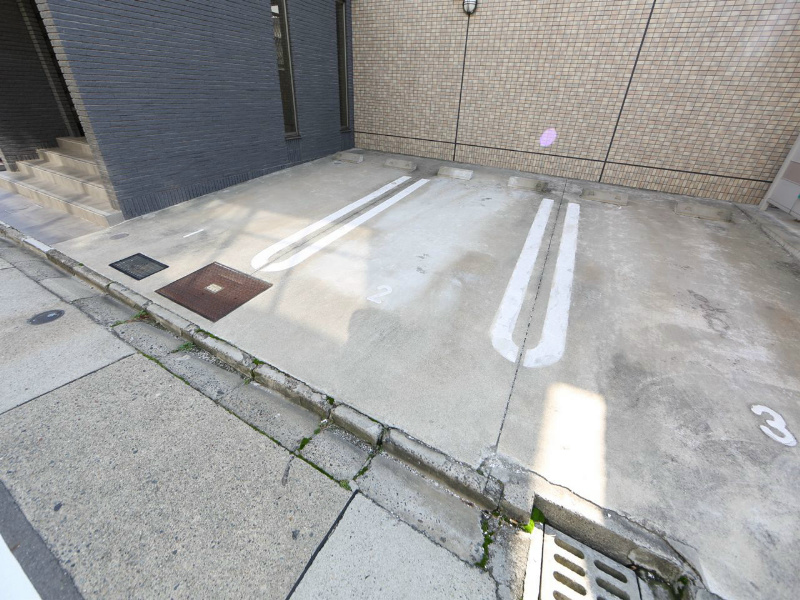 Ｓｔｅｌｌａ（ステラ） 駐車場