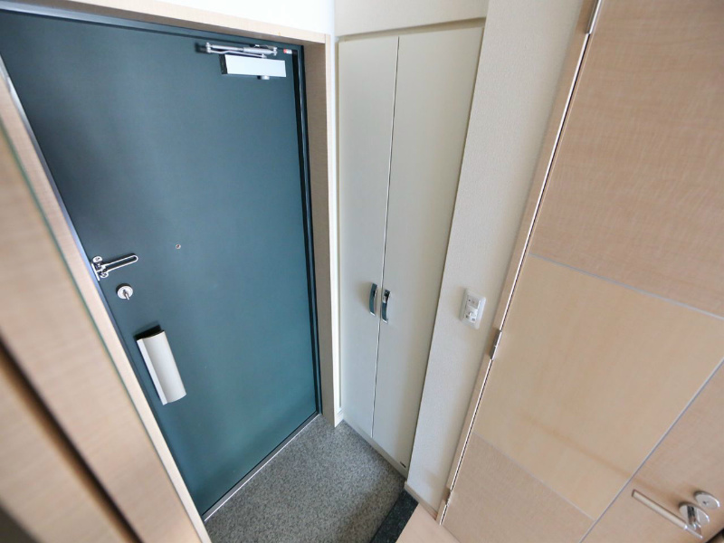 プレサンス新栄デコール 玄関