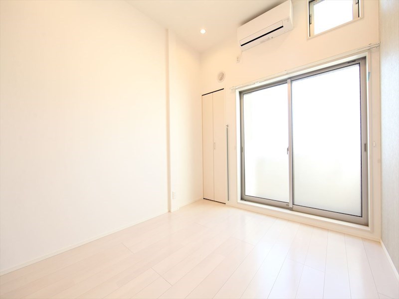 Clover Court OZONE（クローバーコート大曽根） ベランダ