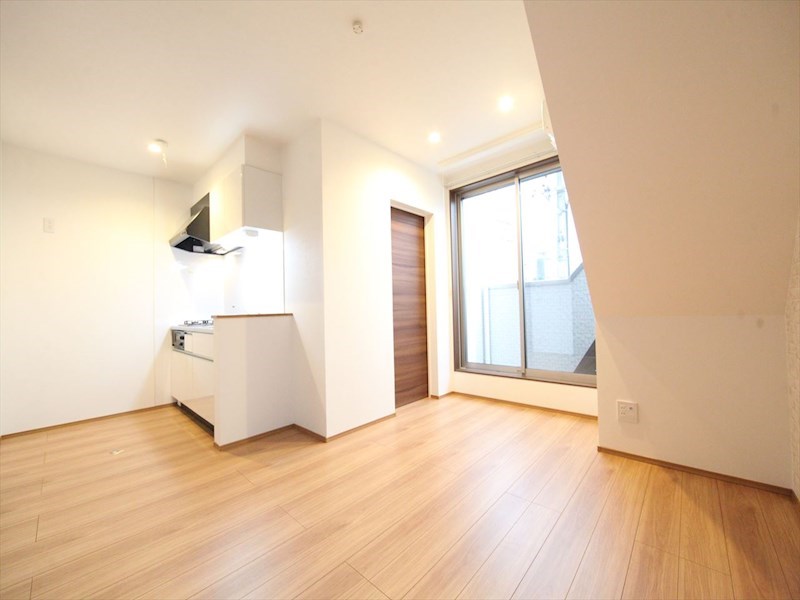 Ｇｒａｎｄｔｉｃ　Ｒｅｓｉｄｅｎｃｅ堀田 リビング