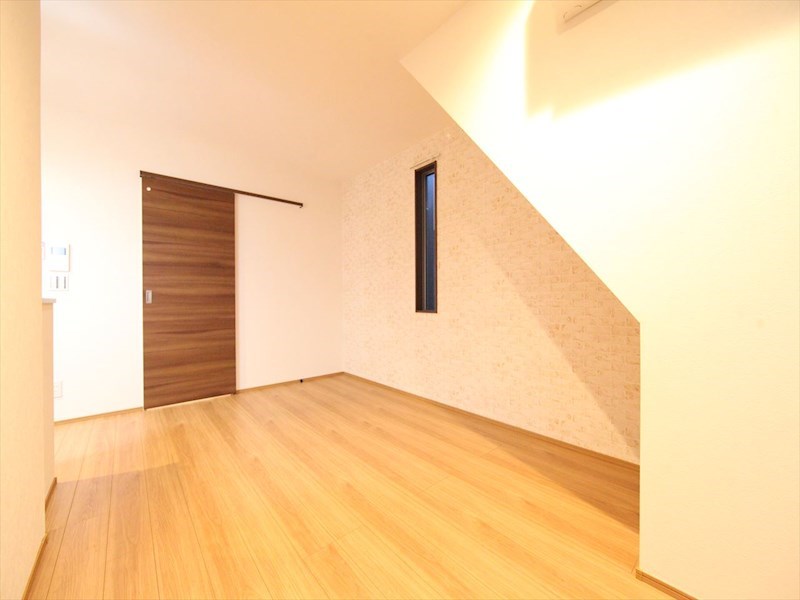 Ｇｒａｎｄｔｉｃ　Ｒｅｓｉｄｅｎｃｅ堀田 リビング
