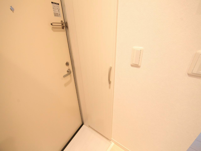 プルミエール 玄関