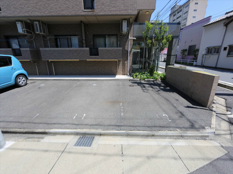 レージュ松原 駐車場