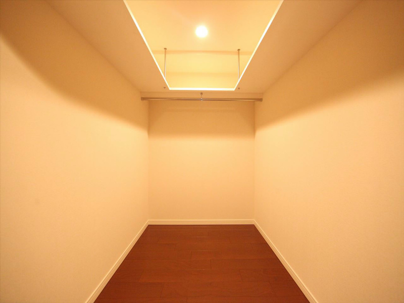 名駅アイサンメゾン 収納