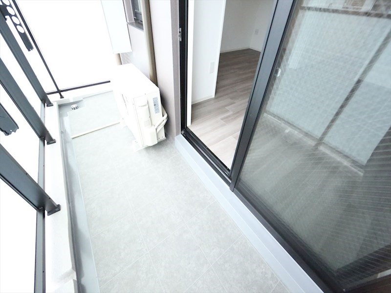 ＢＬＥＳＴＯＮ ＣＯＵＲＴ ＫＡＮＡＹＡＭＡ ベランダ