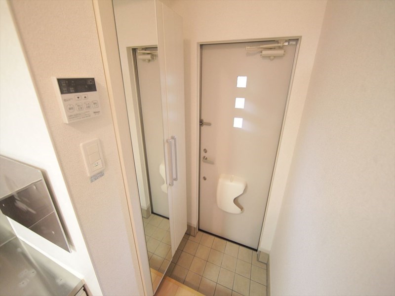 アルバーダ 玄関
