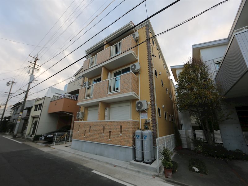 クラージュ本陣 外観
