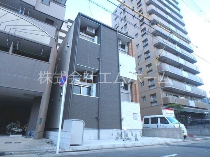 アオトゥーレ尾頭橋 外観