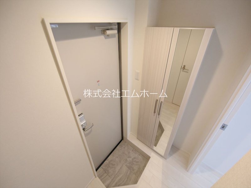 ビビッドかすもり 玄関