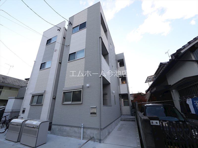 シャルム名古屋 外観