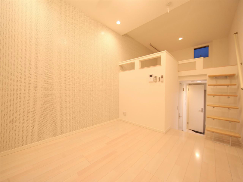 Ｖｉｌｌａ　Ｅｍｉｌｉａ その他