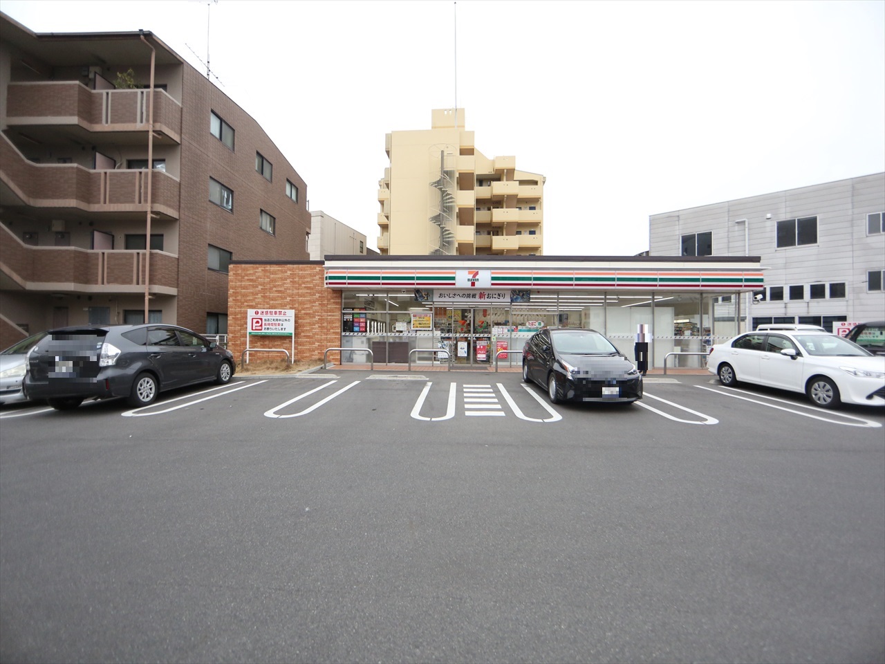 エスリード金山エクセア コンビニ