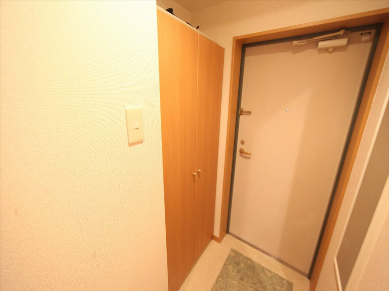 Ｃｒｅａｒ　ｆ（クレアエフ） 玄関