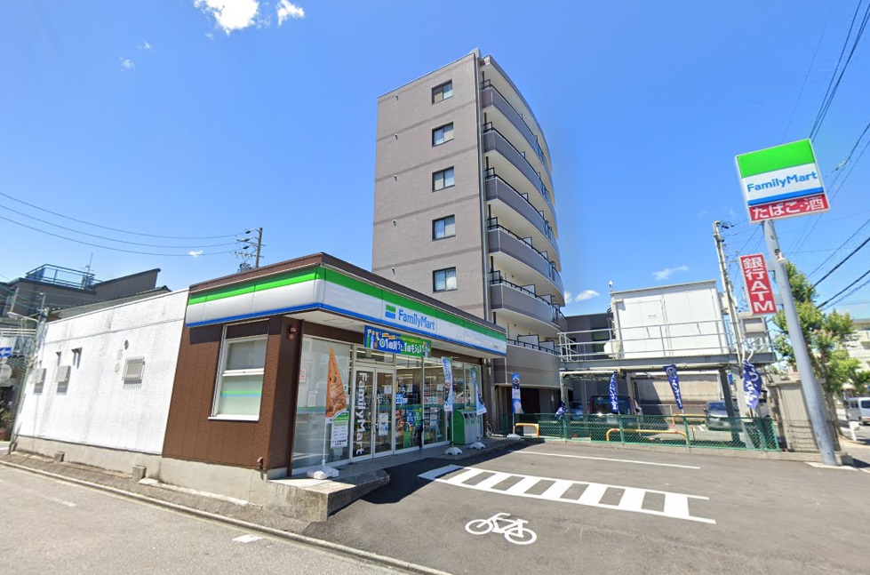 ザミッドランドアベニュー コンビニ