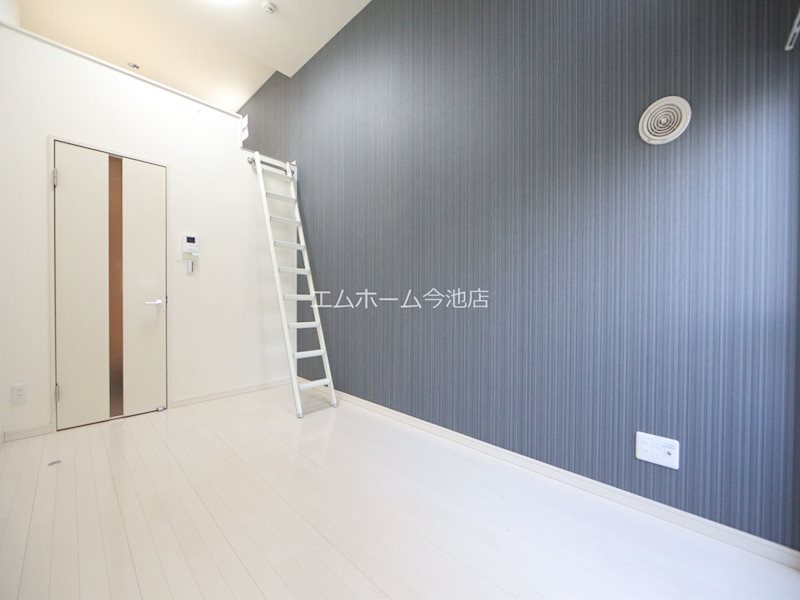 アイビス白壁（シラカベ） リビング