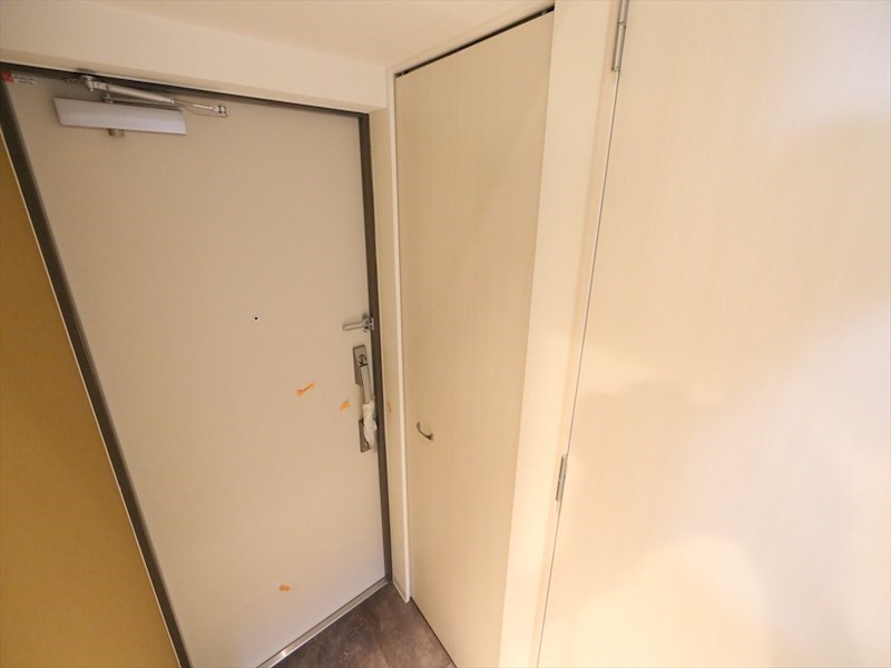 ポルタニグラ千種 玄関