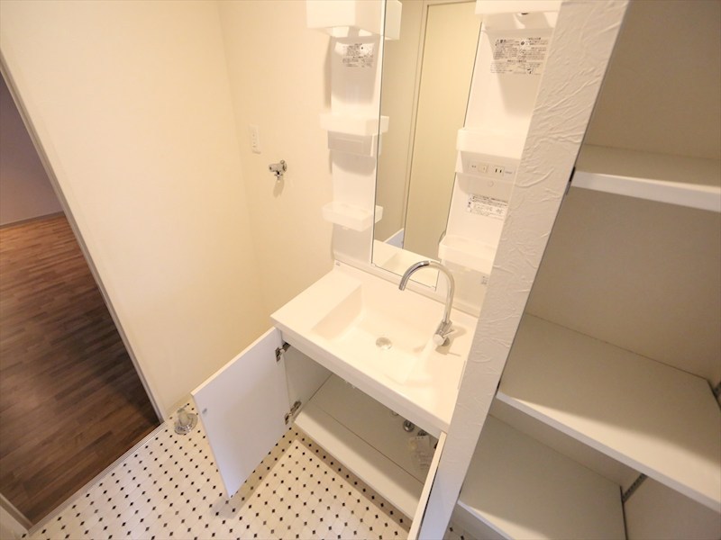 Ｎａｐａｒｔｍｅｎｔ（Ｎアパートメント） 洗面所
