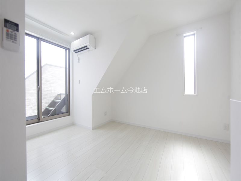 GRANDTIC青山 リビング