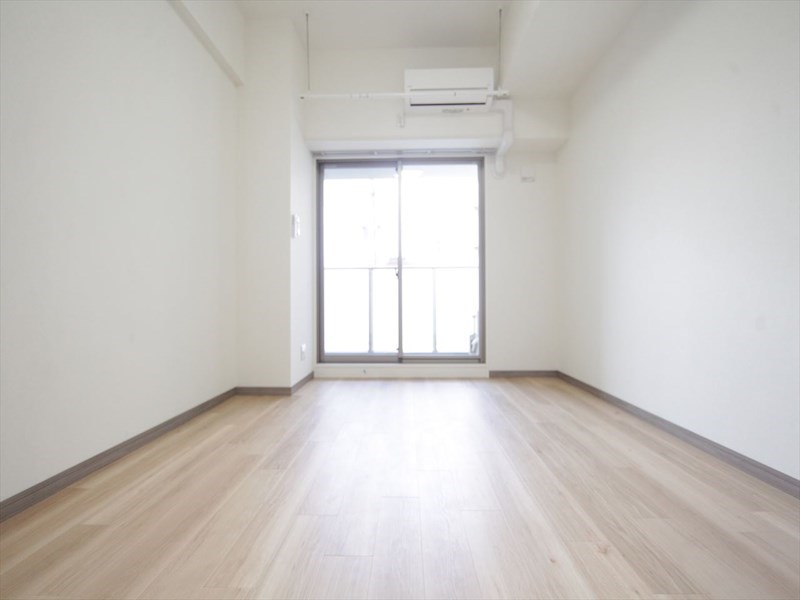 ＡＭＢＥＲ ＨＯＵＳＥ Ｈｏｒｉｔａ ベランダ