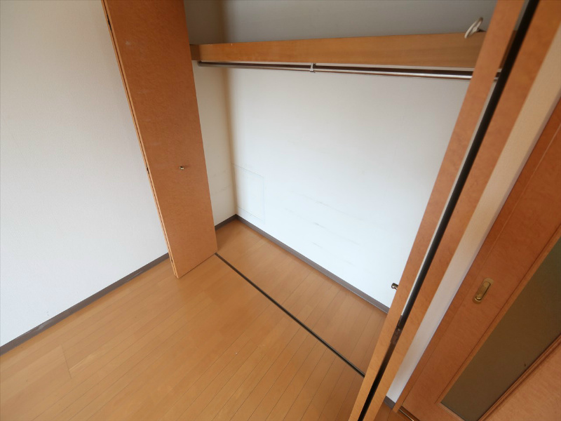 ウイステリア 収納