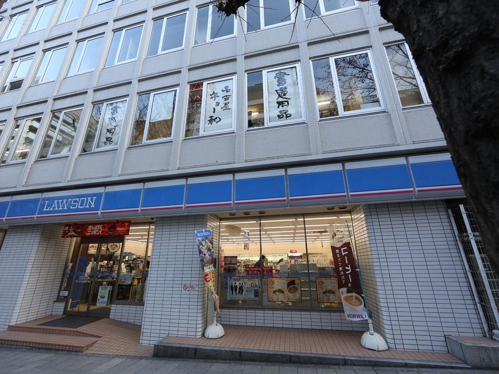 シエルブルー栄 コンビニ