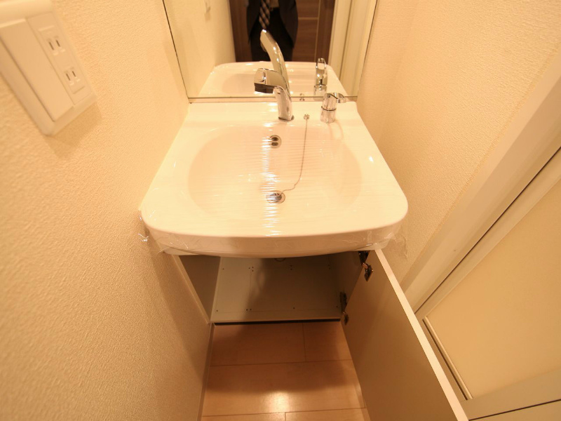 プレサンスＳＡＫＡＥリバースタイル 洗面所
