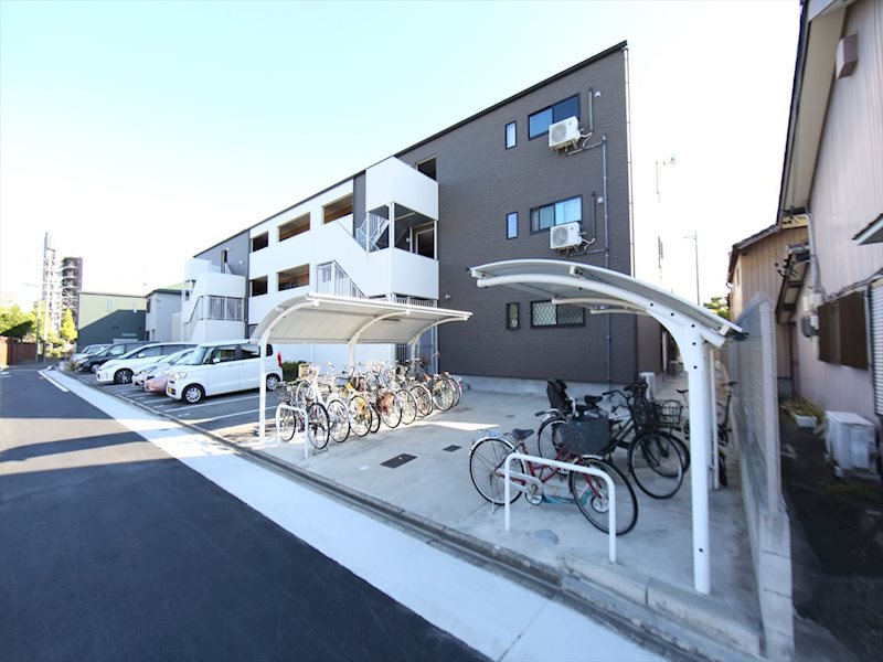 エクスリブリス 外観