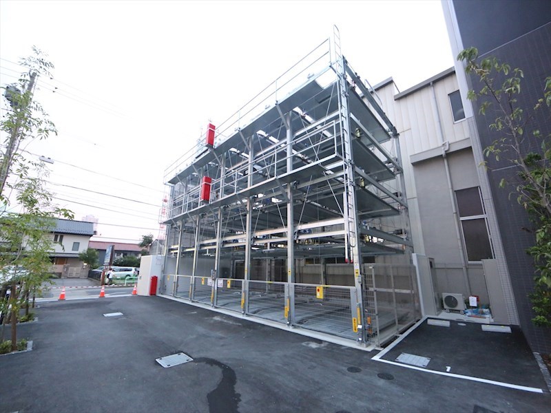 エステムコート名古屋金山ミッドクロス 駐車場