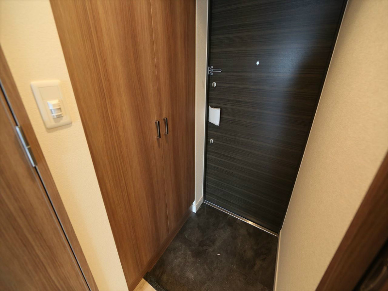 プレサンス大須プライマル 玄関