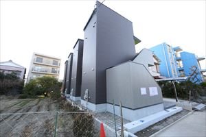 レジアス高畑 外観
