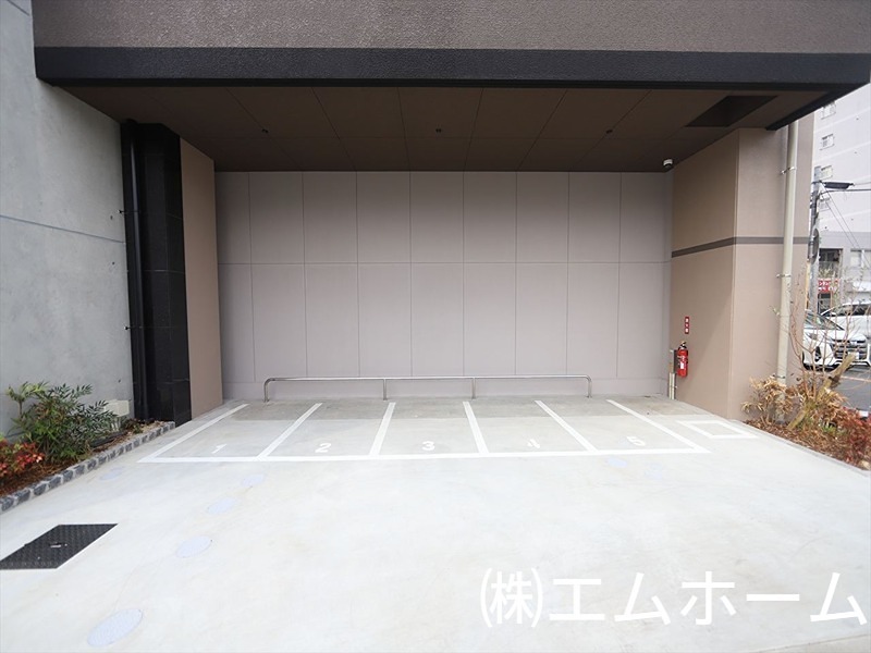 S-RESIDENCE尾頭橋clarity 駐車場