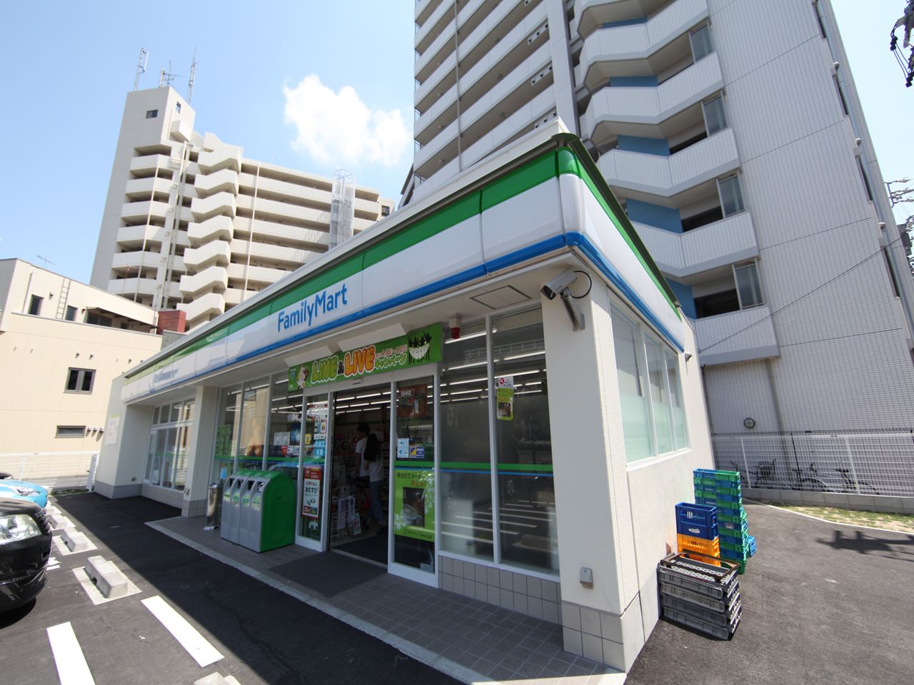 エスリード栄イーストスクエア コンビニ