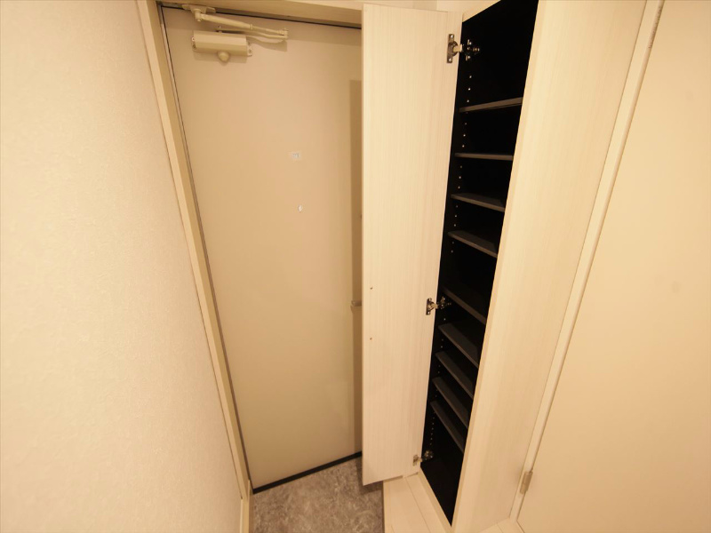 ニューサンライズ 玄関