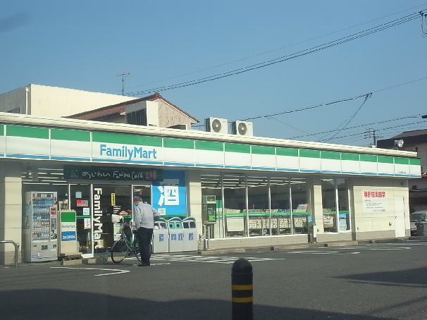 ハーモニーテラス向島町 コンビニ