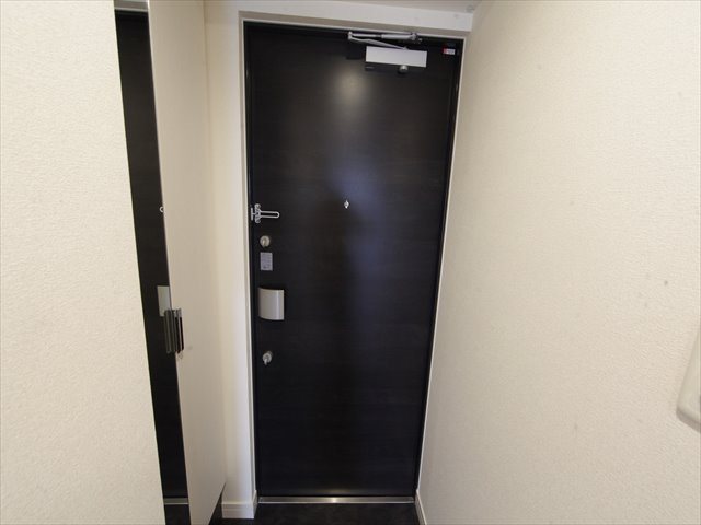 プレサンスジェネ新栄町駅前葵 玄関