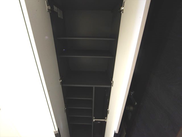 プレサンスジェネ新栄町駅前葵 玄関