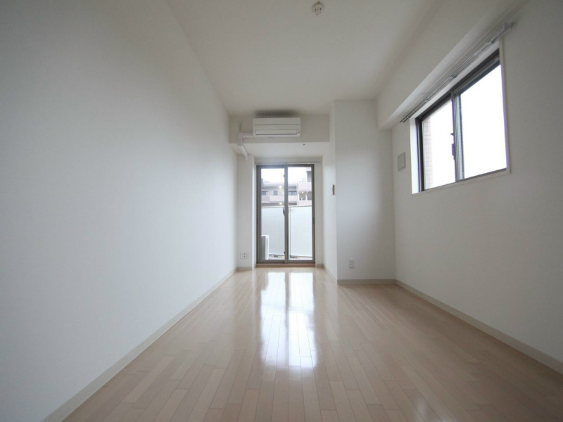 エルスタンザ徳川 リビング