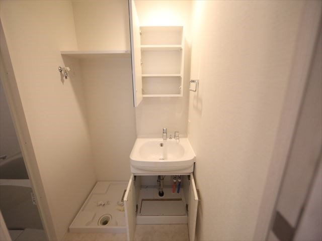 エスリード名古屋東別院 洗面所