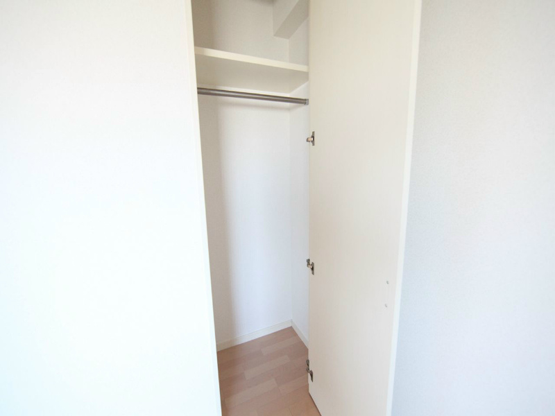 スクエア名古屋港 収納