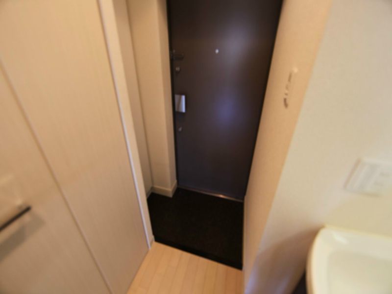 プレサンス鶴舞グリーンパーク 玄関